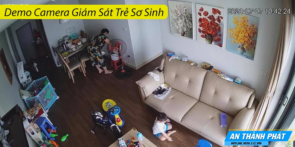 Camera Giám Sát Trẻ Sơ Sinh